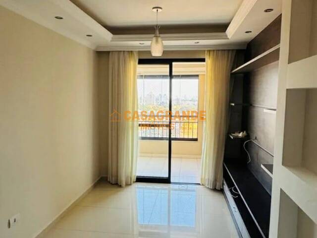Apartamento para Venda em São José dos Campos - 4