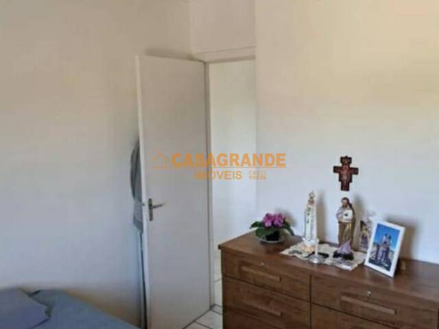 Apartamento para Venda em São José dos Campos - 5