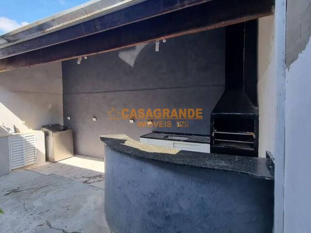 Casa para Venda em São José dos Campos - 5