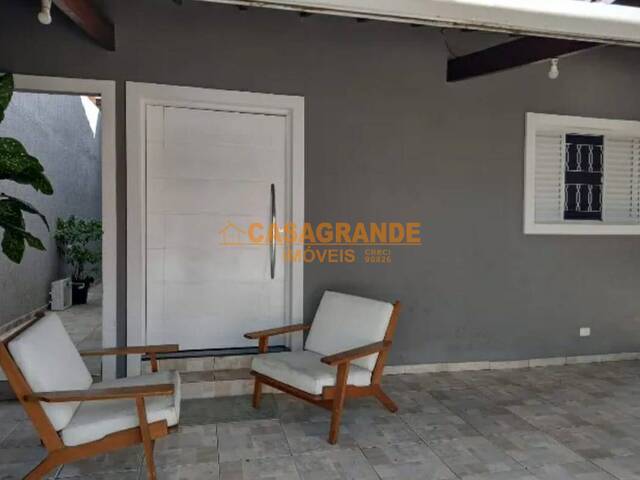 Venda em Conjunto Residencial Elmano Veloso - São José dos Campos