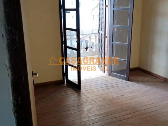 Casa para Venda em São José dos Campos - 5