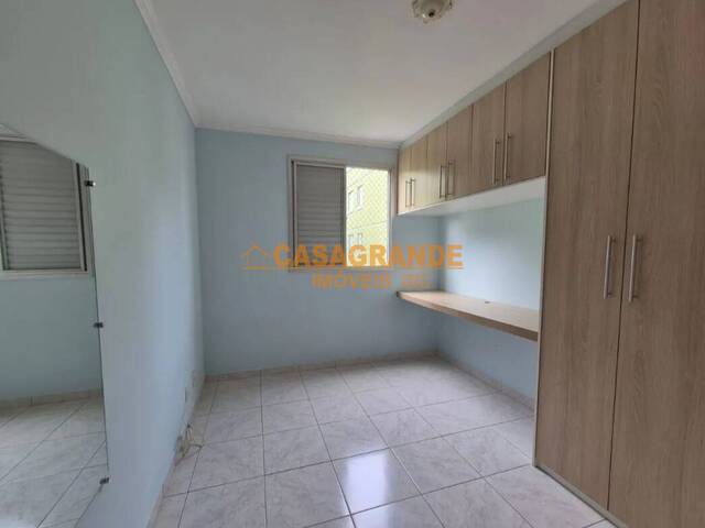Apartamento para Venda em São José dos Campos - 4