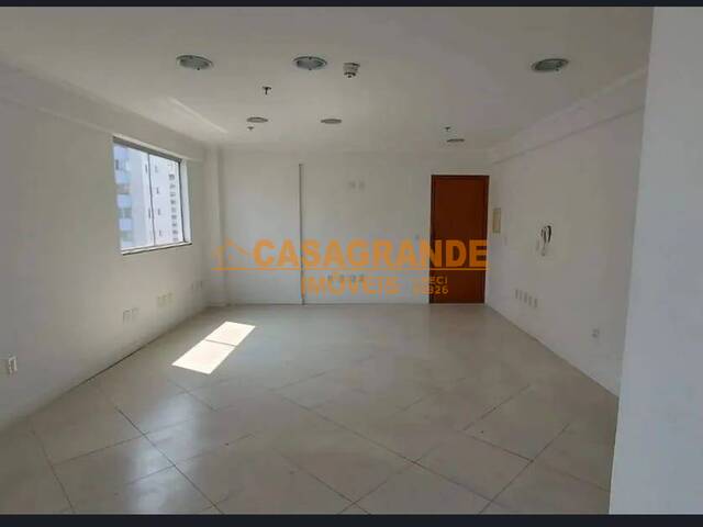 Sala para Venda em São José dos Campos - 4