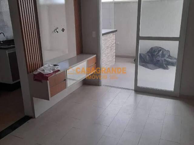 #12470 - Apartamento para Venda em São José dos Campos - SP - 2