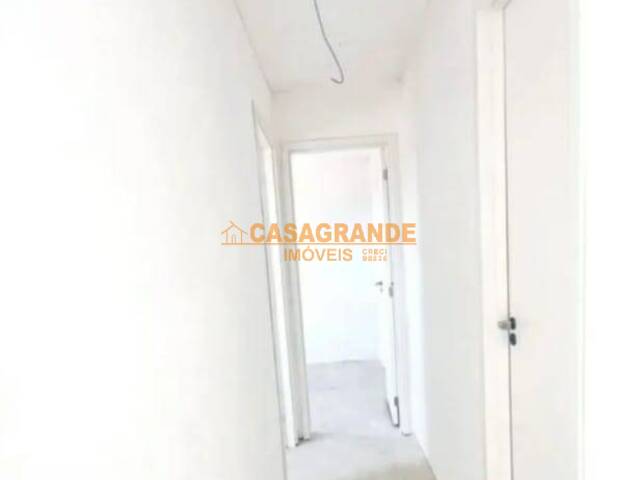Apartamento para Venda em São José dos Campos - 4