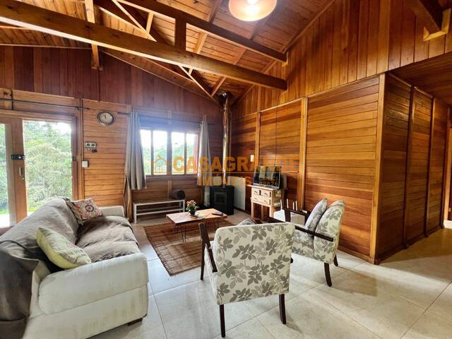 Casa para Venda em Campos do Jordão - 4