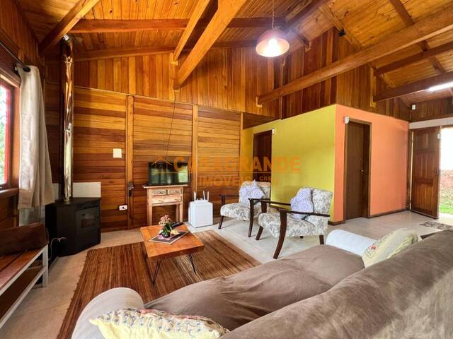 Casa para Venda em Campos do Jordão - 5