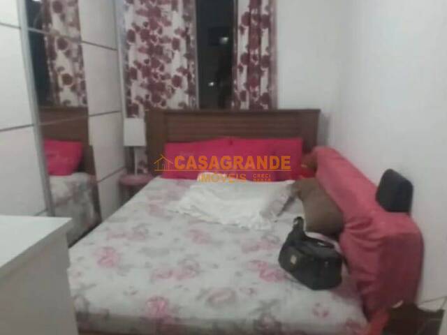 Apartamento para Venda em São José dos Campos - 4