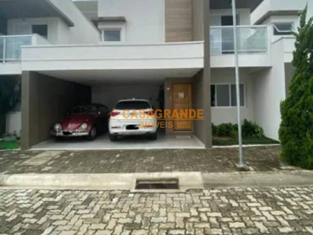Venda em Chácaras São José - São José dos Campos