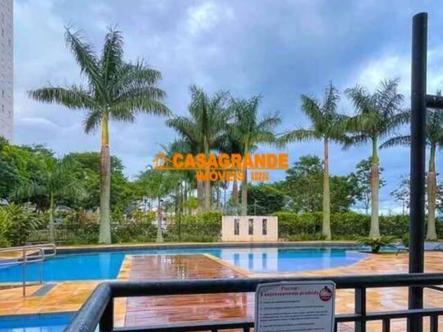 Apartamento para Venda em São José dos Campos - 4