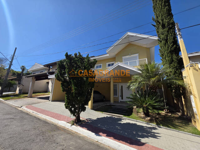 Casa para Venda em São José dos Campos - 4