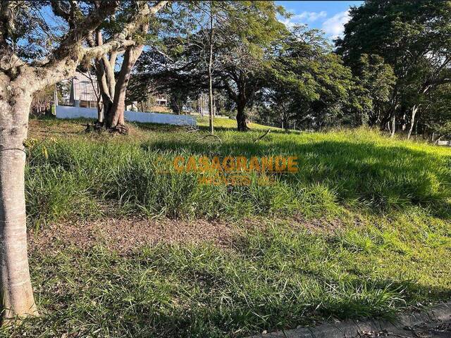 Área para Venda em Jambeiro - 4