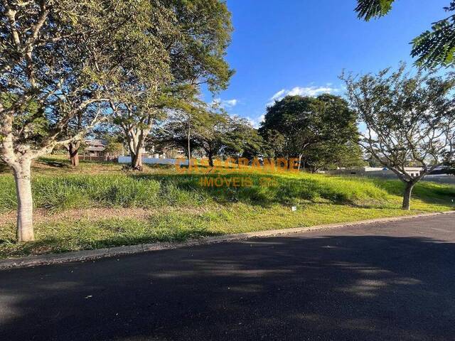 Área para Venda em Jambeiro - 5