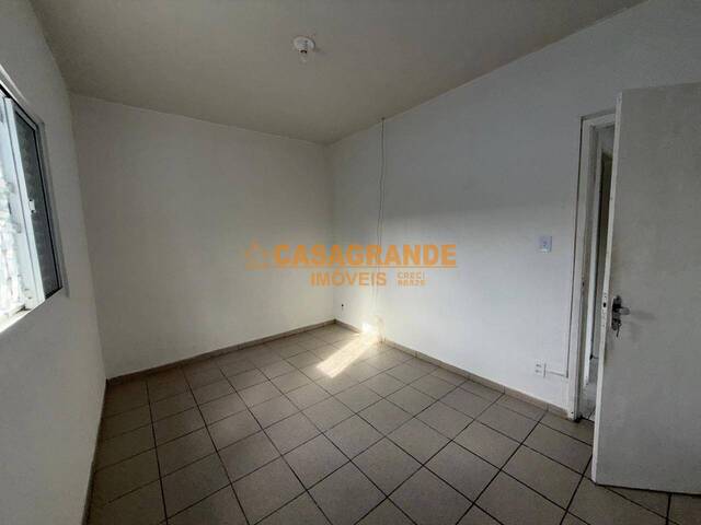 Casa para Locação em São José dos Campos - 5