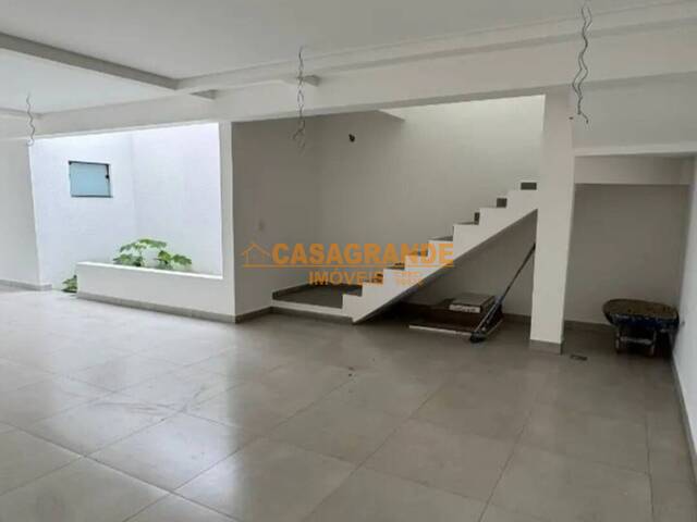 #12546 - Casa para Venda em São José dos Campos - SP - 1