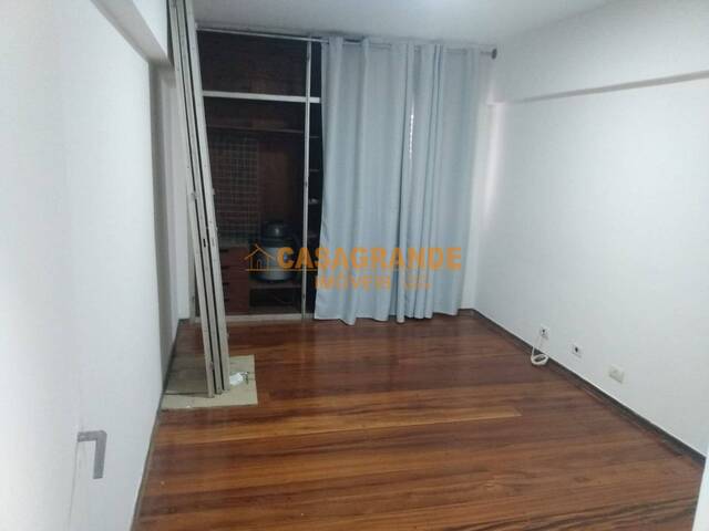 #12558 - Apartamento para Venda em São José dos Campos - SP - 3