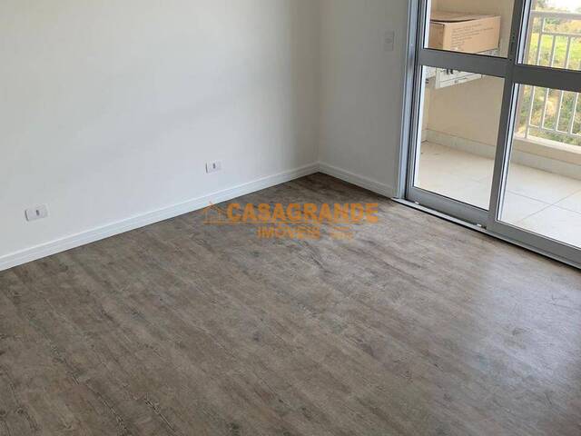 Apartamento para Venda em Jacareí - 4