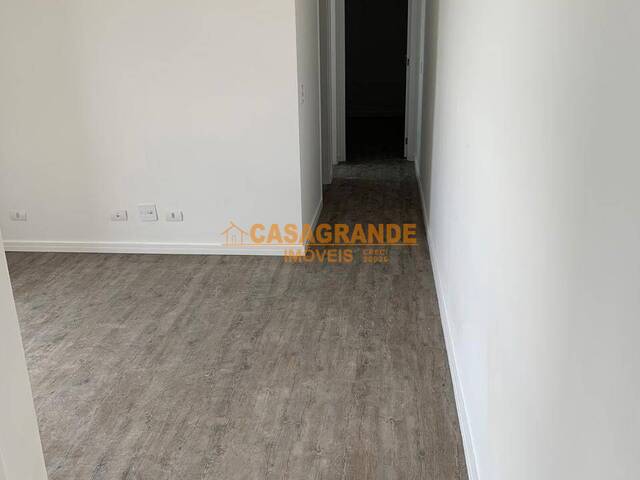 Apartamento para Venda em Jacareí - 5