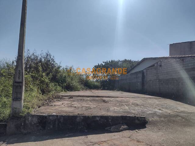 Área para Venda em São José dos Campos - 4