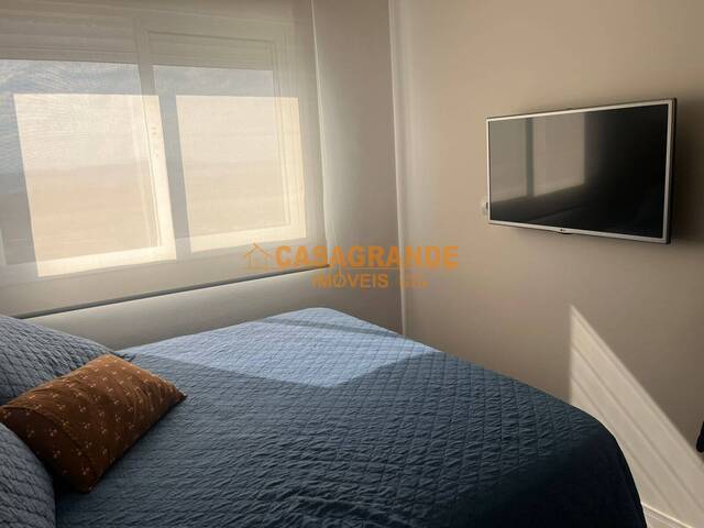 Apartamento para Venda em São José dos Campos - 4