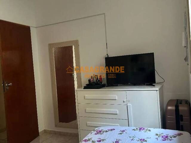 Casa para Venda em São José dos Campos - 5