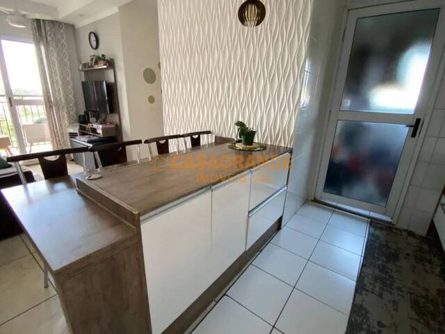 Apartamento para Venda em São José dos Campos - 4