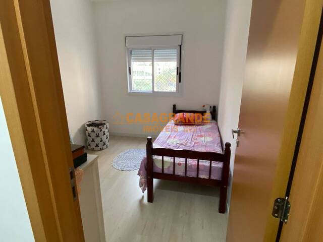 Apartamento para Venda em Jacareí - 5