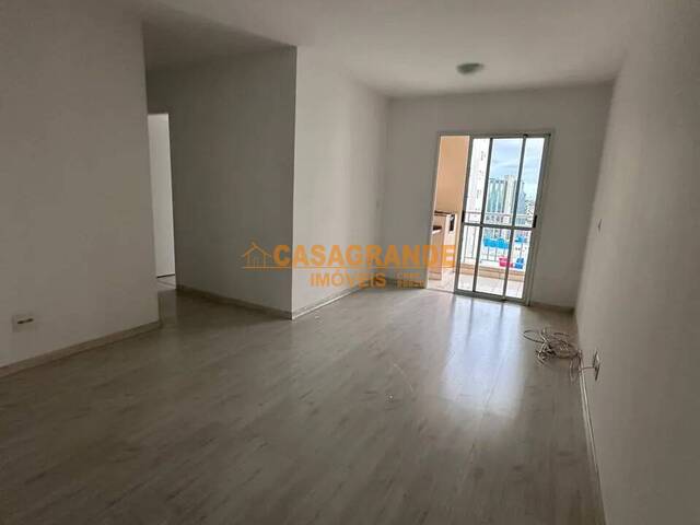 Apartamento para Venda em São José dos Campos - 4
