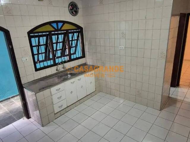 Casa para Venda em Jacareí - 5