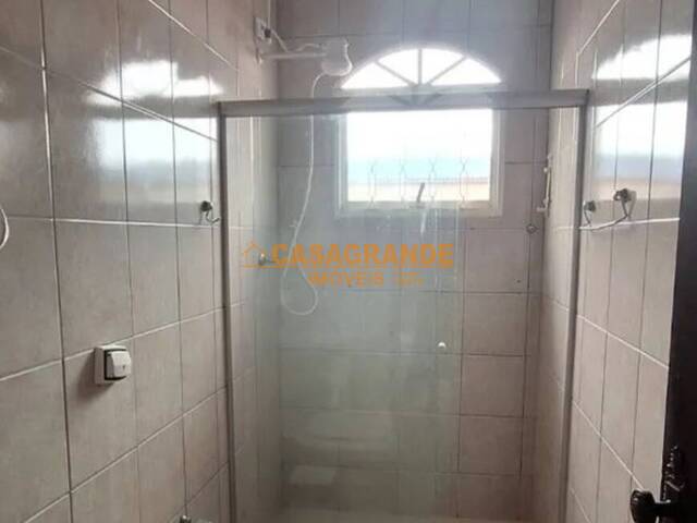 Casa para Venda em São José dos Campos - 5