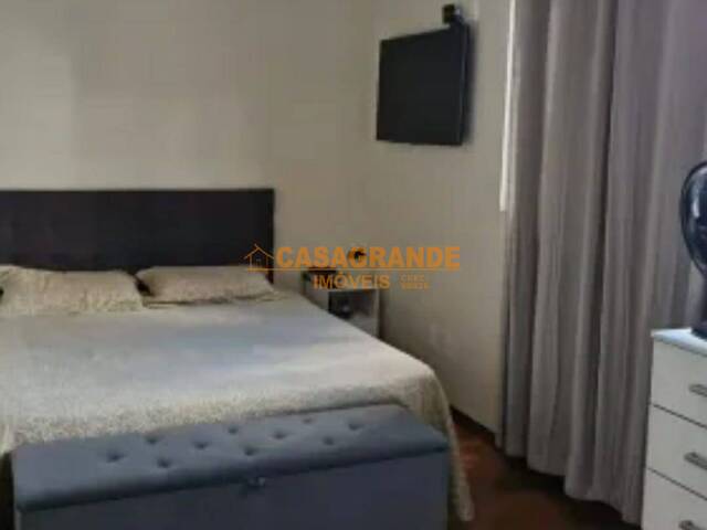 Apartamento para Venda em São José dos Campos - 4