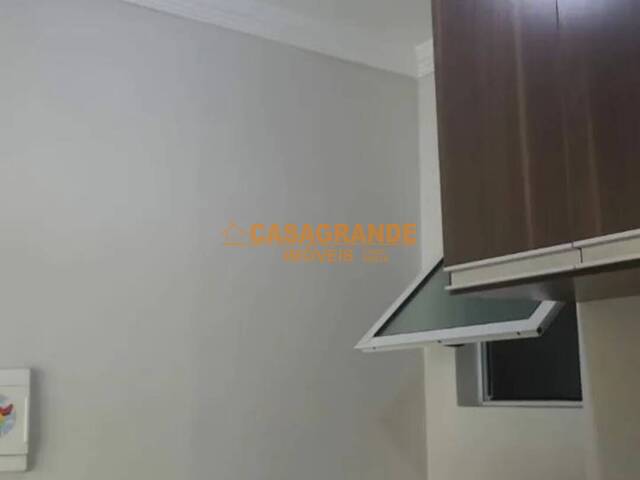 Casa para Venda em São José dos Campos - 5