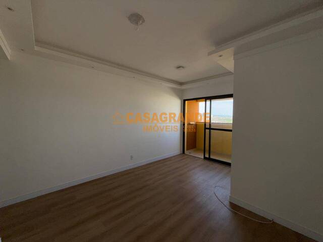 Apartamento para Locação em São José dos Campos - 4