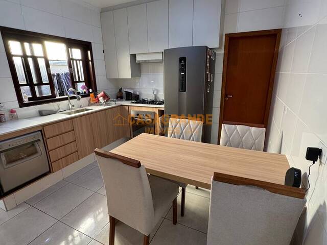 #12706 - Casa para Venda em São José dos Campos - SP - 2