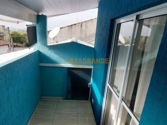 Casa para Venda em São José dos Campos - 5