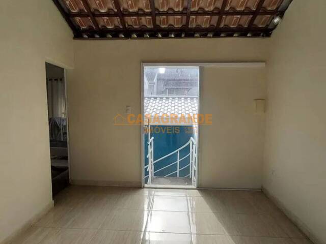 Casa para Venda em São José dos Campos - 4