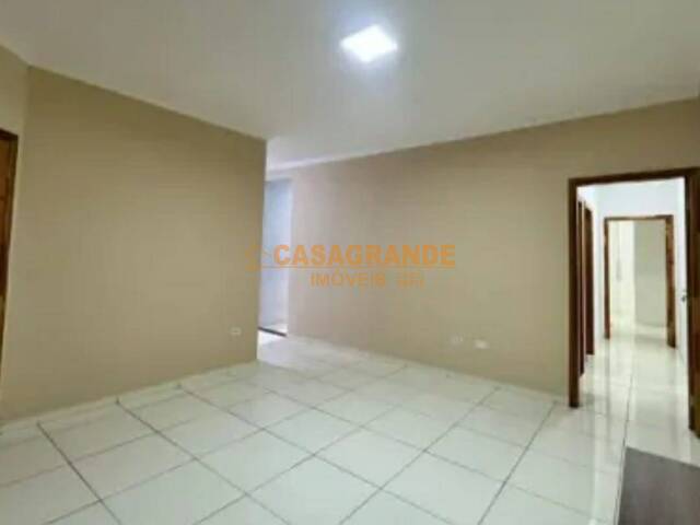 #12736 - Casa para Venda em São José dos Campos - SP - 3