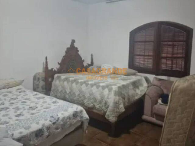 #12745 - Casa para Venda em São José dos Campos - SP - 3