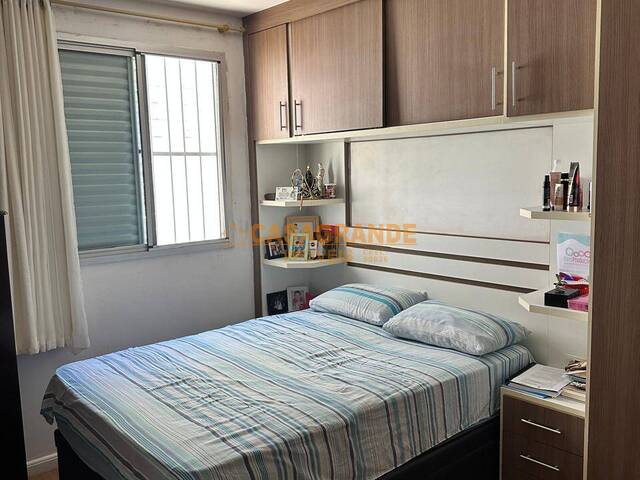 Apartamento para Venda em São José dos Campos - 4