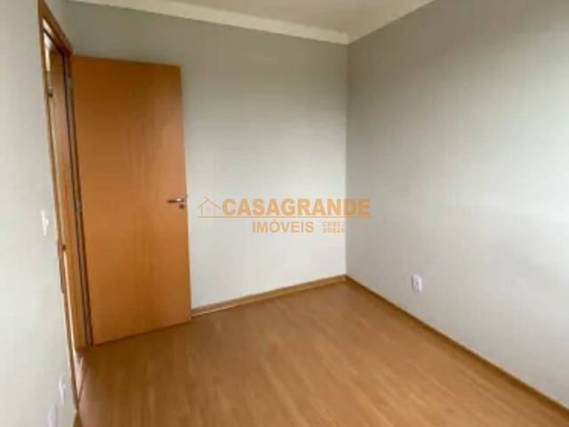 #12748 - Apartamento para Venda em São José dos Campos - SP - 3
