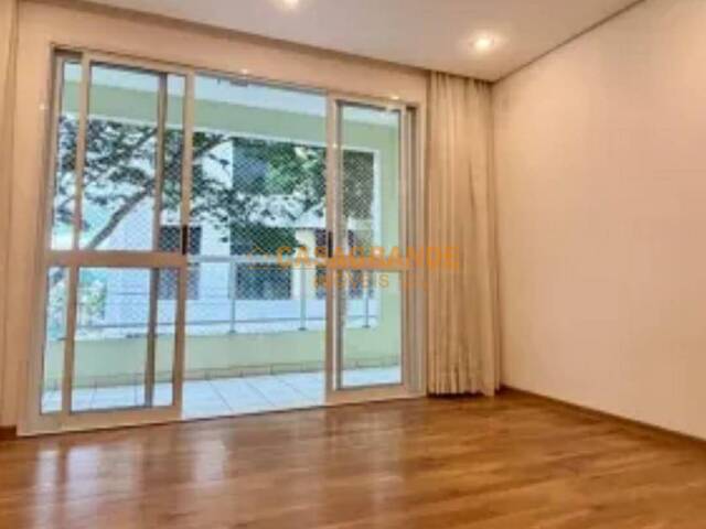 Venda em Parque Residencial Aquarius - São José dos Campos