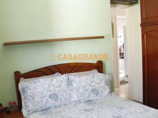 Apartamento para Venda em São José dos Campos - 4