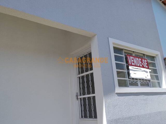 Casa para Venda em São José dos Campos - 2
