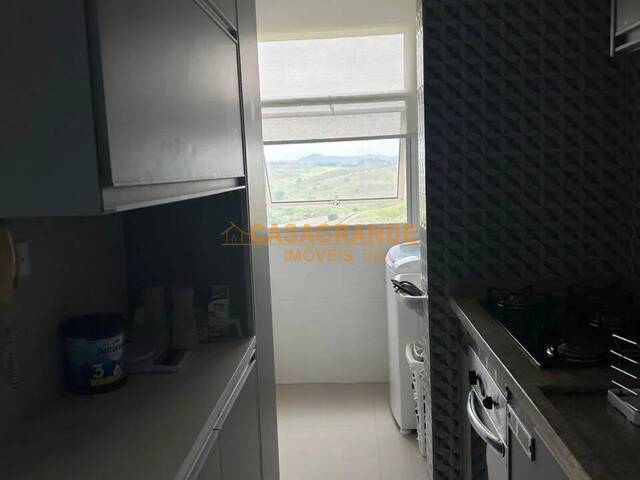 Apartamento para Venda em Jacareí - 5