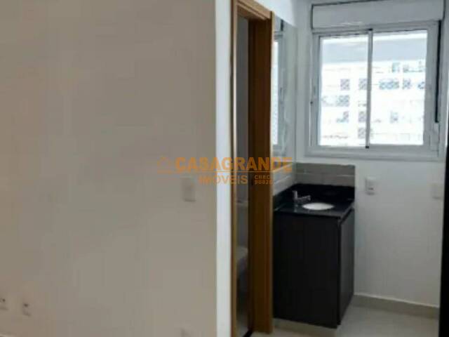 Apartamento para Locação em São José dos Campos - 4
