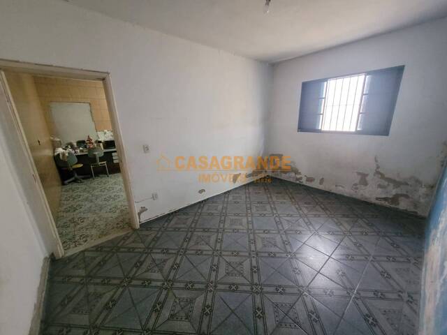 Bangalô para Venda em São José dos Campos - 5
