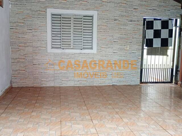 Casa para Venda em São José dos Campos - 5