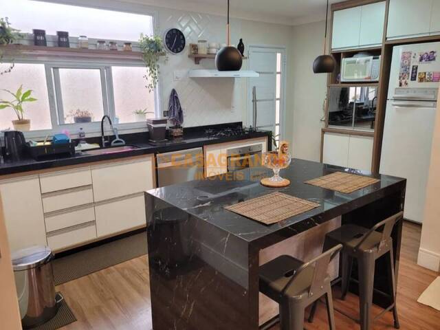 Casa para Venda em São José dos Campos - 5