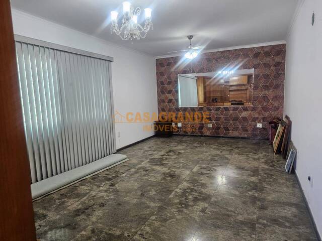 #12818 - Bangalô para Venda em São José dos Campos - SP - 3