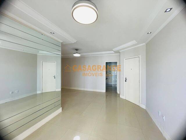 Apartamento para Venda em São José dos Campos - 4